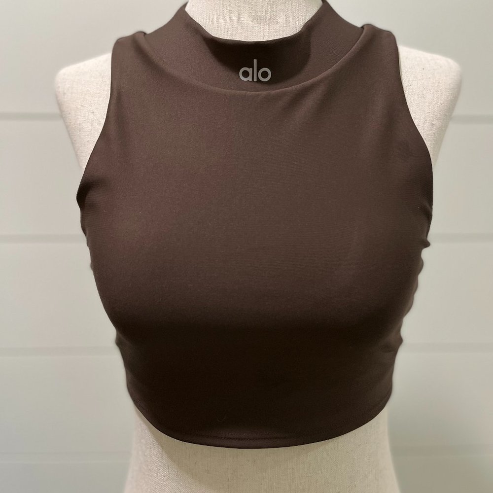Alo Yoga Airlift Fuse Bra Tank in Espresso
